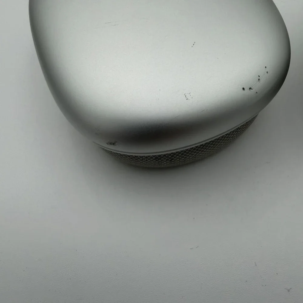 Apple AirPods Max Wireless Over-Ear Headset A2096 - Silver w/ Case